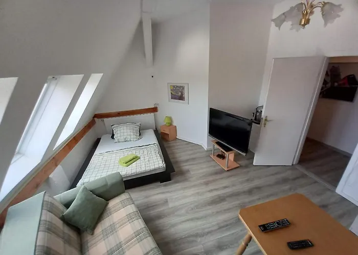 Schwarzer Adler Ferienwohnung Mit 3 Schlafzimmern Und 2 Wc