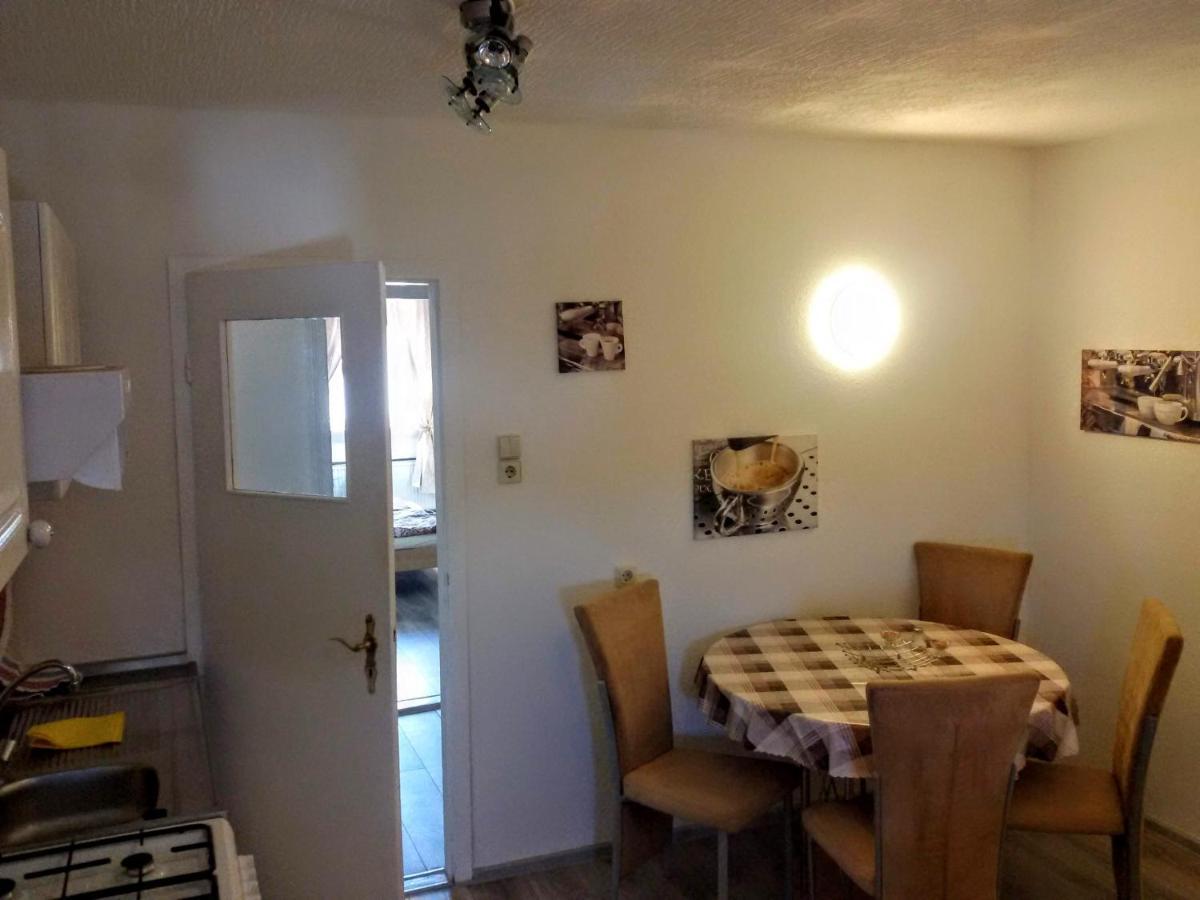 Apartment Schwarzer Adler Mit 3 Schlafzimmern Und 2 Wc