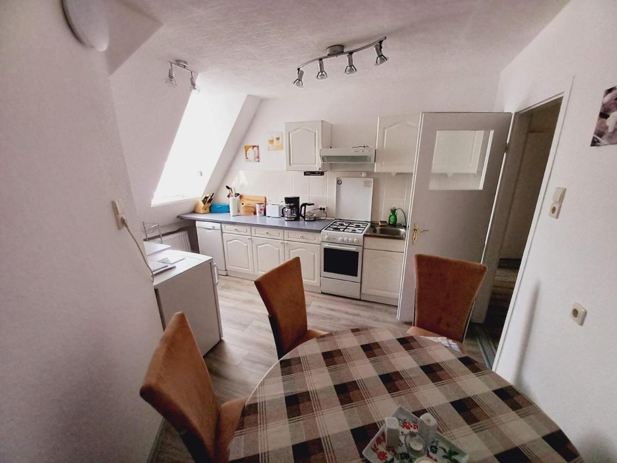 Schwarzer Adler Mit 3 Schlafzimmern Und 2 Wc Apartamento